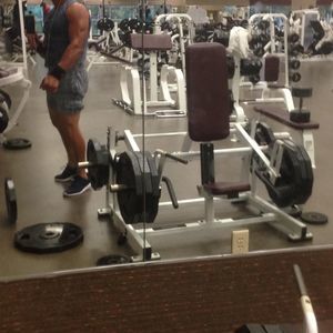 Meet your Posher, Moises