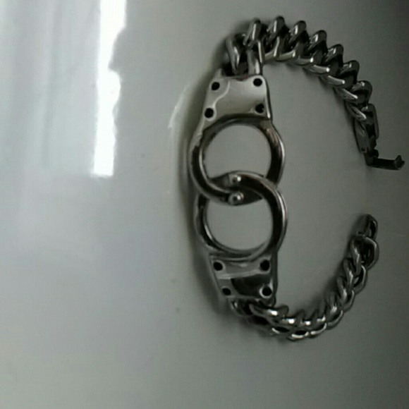 Sterling Silver chain bracelet. " Hand Cuffs"