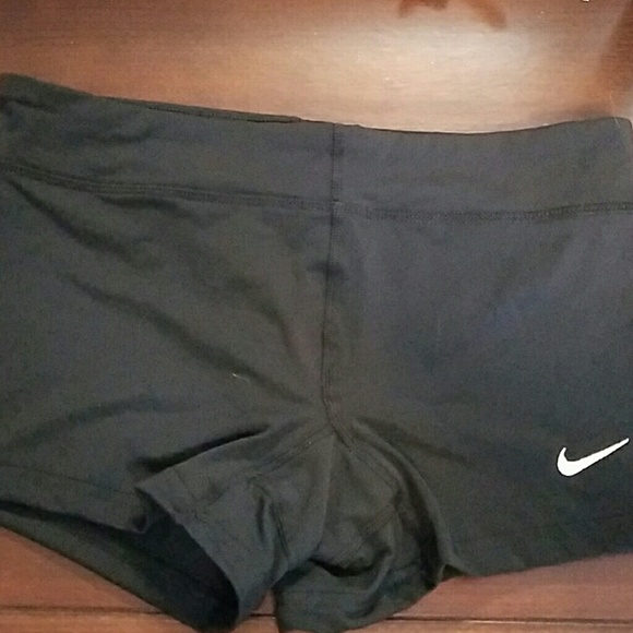 ❌sold❌NEW Nike Compression Shorts - Picture 1 of 3