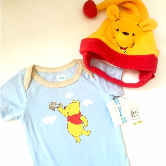 Winnie the Pooh set! Winter hat and bodysuit