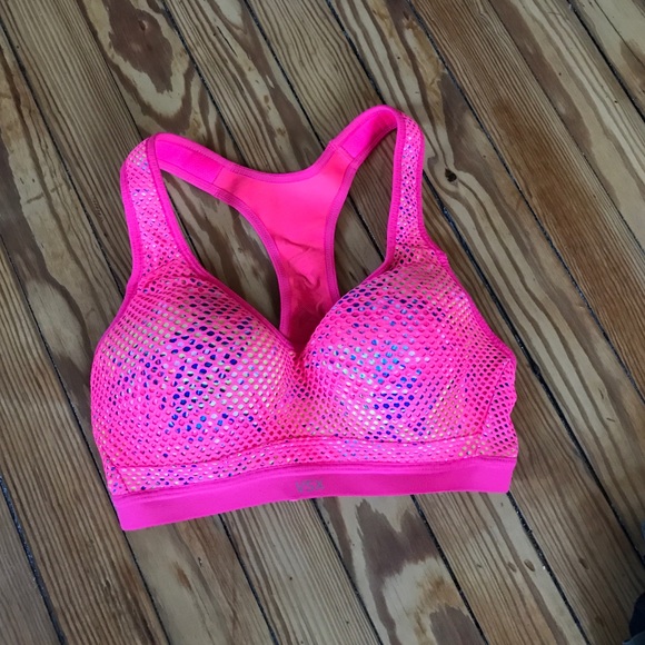 Victoria's Secret Sports Bra 32c