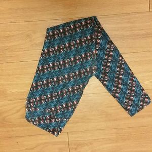Lularoe spirit of 76 leggings