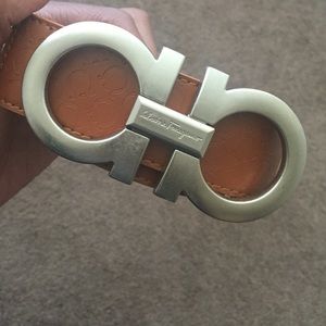 Beige leather Salvatore Ferragamo belt