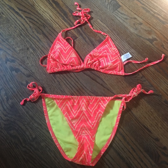 String bikini