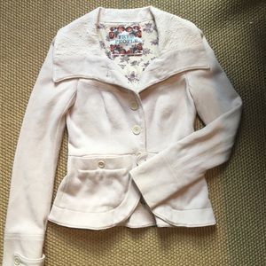 Free People Sweater Coat in Cream. Size 0.