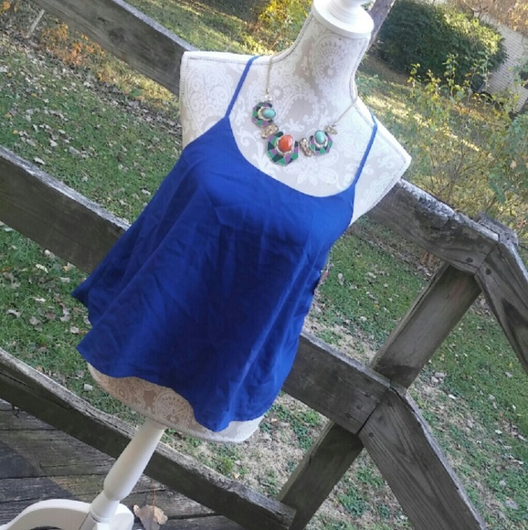 BLUE SUMMER TOP