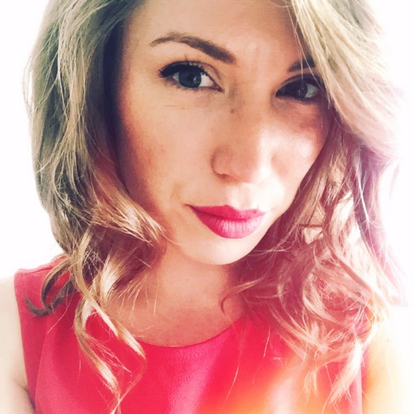 Meet your Posher, Katie - Picture 1 of 1