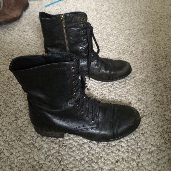 Steve Madden Black Combat Boots - Picture 1 of 4
