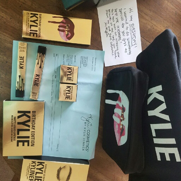 Part 2 custom kylie birthday bundle @ahoyastronaut