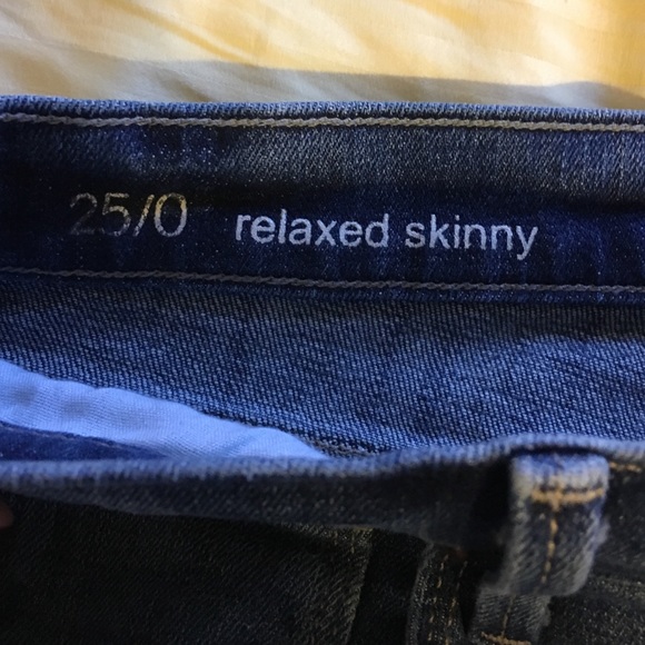 Never worn Ann Taylor LOFT jeans - Picture 3 of 4