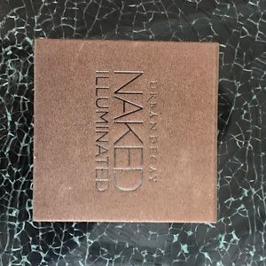 Urban Decay Naked Illuminated Face and body Powder