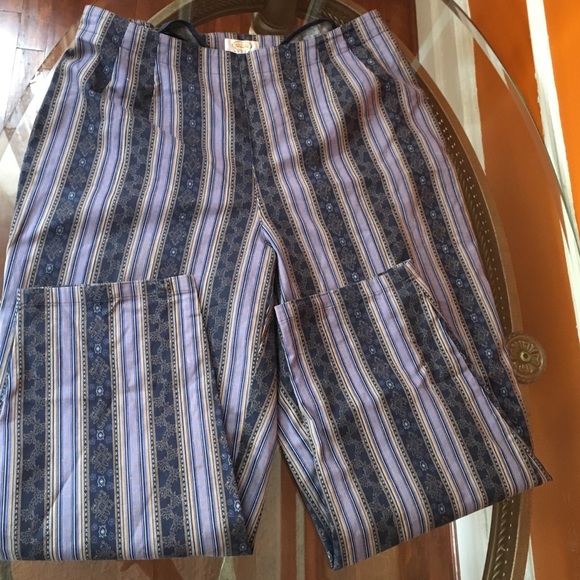 High waist, ankle crop pants