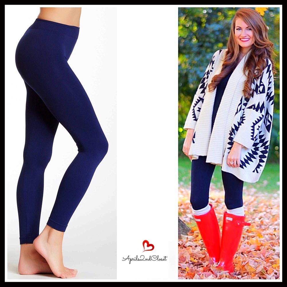 ❌SOLD❌SEAMLESS LEGGINGS Navy Blue - Picture 1 of 4
