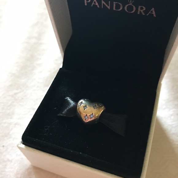 Pandora/Disney 'Cinderella's Dream' Charm