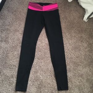 Lulu lemon Wunderunder