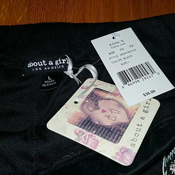 NWT!!! ADORABLE asymmetrical skort size large! - Picture 4 of 4