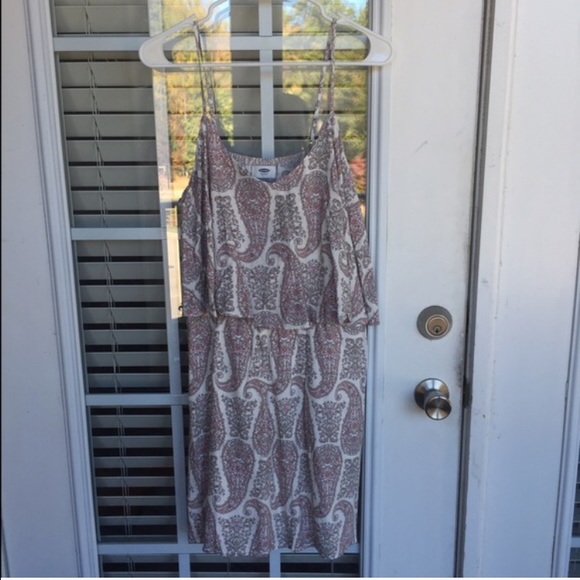 ❤️SOLD❤NWOT Flowy Paisley Dress - Picture 2 of 4