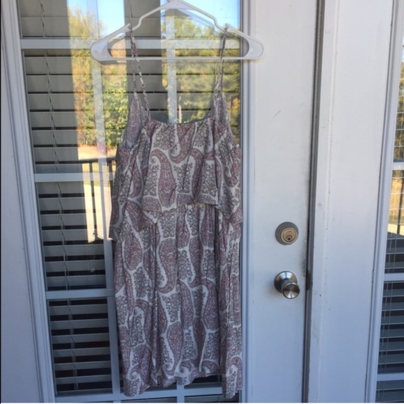 ❤️SOLD❤NWOT Flowy Paisley Dress - Picture 4 of 4