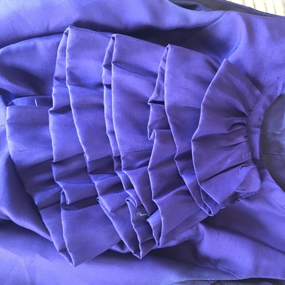 Plum colored ruffle dress - Picture 3 of 3