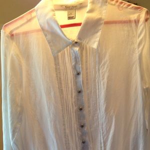 Gauzy top with pretty metal buttons
