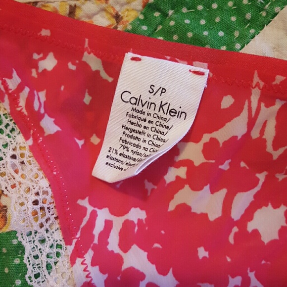NWOT Calvin Klein hot pink lace thong - Picture 3 of 4
