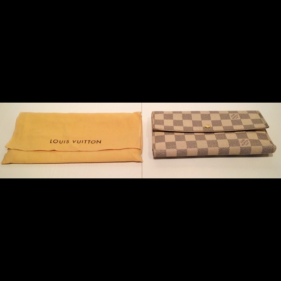 Louis Vuitton Damier Azur International Wallet