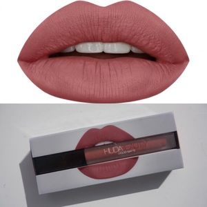 Huda Matte "Bombshell"