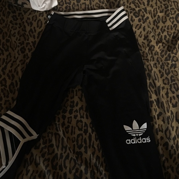 Rite Ora adidas leggings.