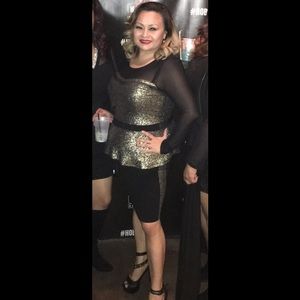 Used once, Skirt and blouse outfit