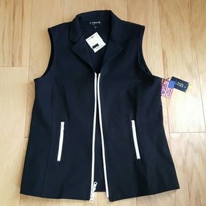 Brand new black and white vest!!!