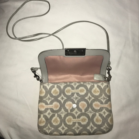 PRICE ⬇️ Coach sparkle cross body - Picture 3 of 4