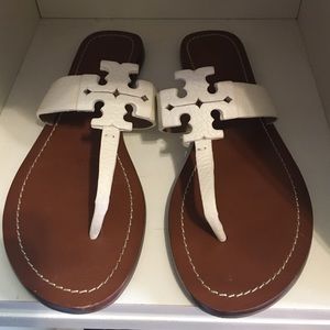 Tory burch flip flops