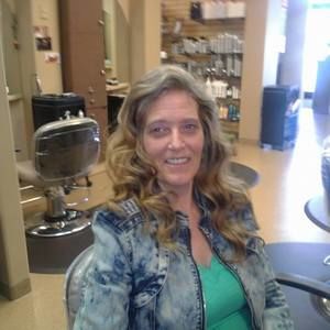 Meet your Posher, Melanie