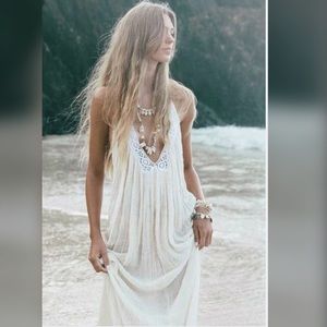 SEXY SPRING BREAK LOOK!!!! A gauze boho dress