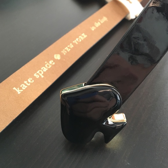 Kate Spade black skinny belt 🎀 Size M