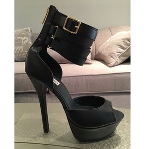 Steve Madden "Frisky" Heels