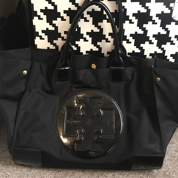 Tory burch tote