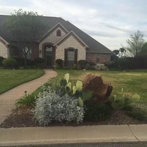 Meet your Posher, Monique