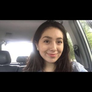 Meet your Posher, Guadalupe