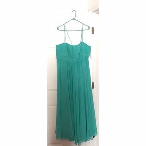 Davids Bridal Brides Maid Dress in Teal