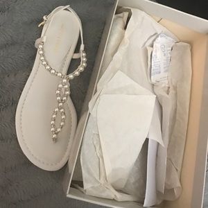 Brand NEW Marc 8.5 Thong Sandals