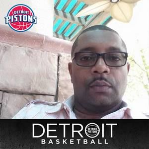 Meet your Posher, Deandre