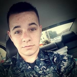 Meet your Posher, Ray