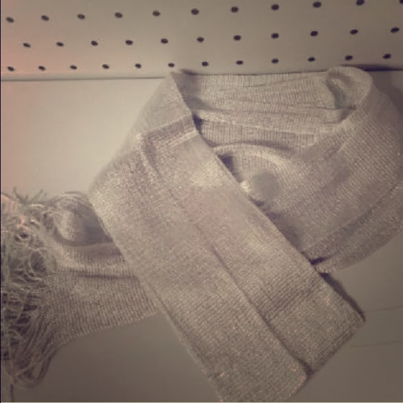 NWT Lovely Long Sash Scarf Sparkle in Silver
