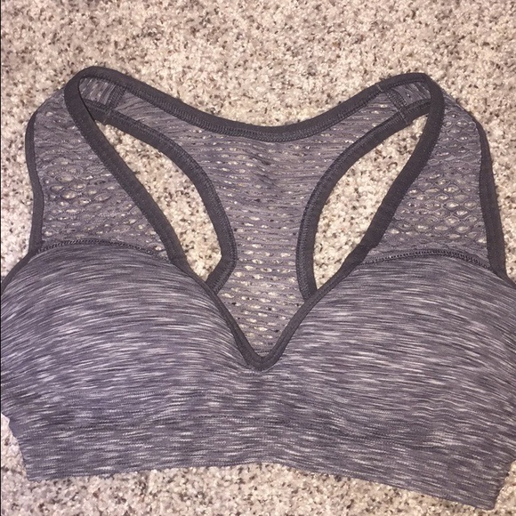 Victoria's Secret Push-up Sports Bra - Picture 1 of 3