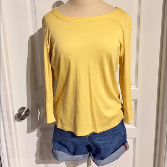 Yellow 3/4 sleeve blouse with buttons