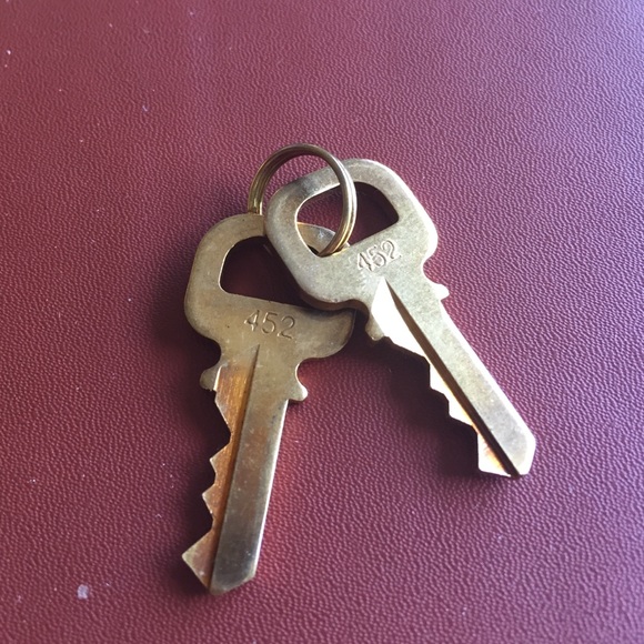 LV Key