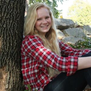 Meet your Posher, Kacey