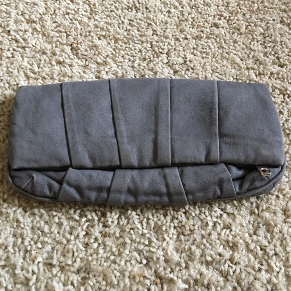 American Eagle clutch
