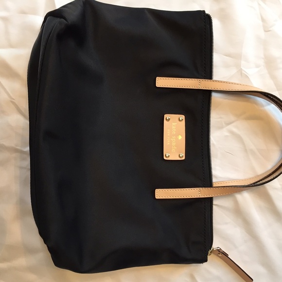 ❤❤ Black Microfiber Kate spade purse❤❤